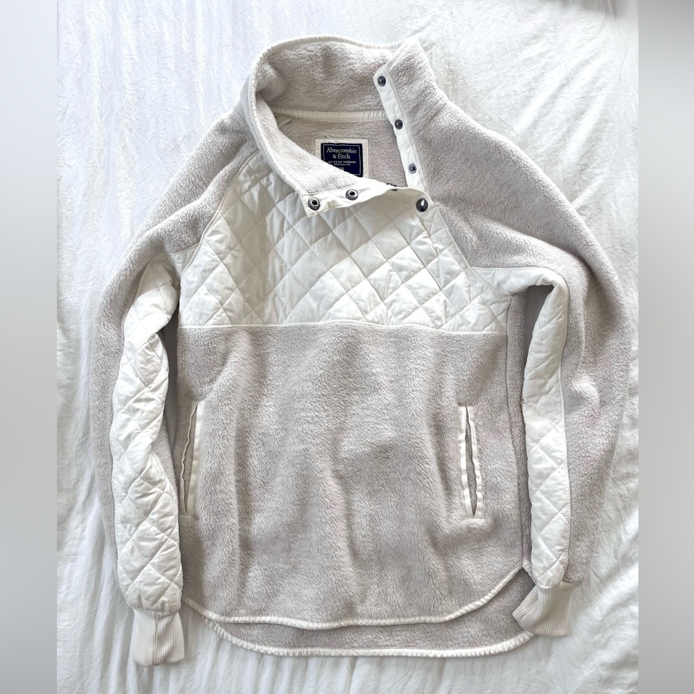 Abercrombie & Fitch Asymmetrical Snap Pullover Fleece Sweatshirt, XS